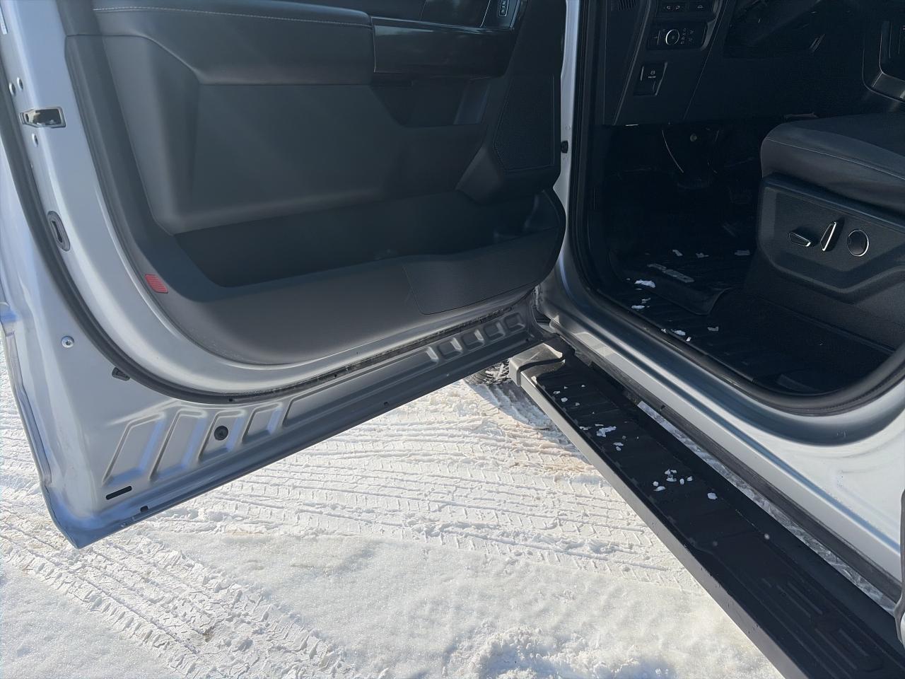 2021 Ford F-150 XLT-5.0L-4X4-SPORT Photo