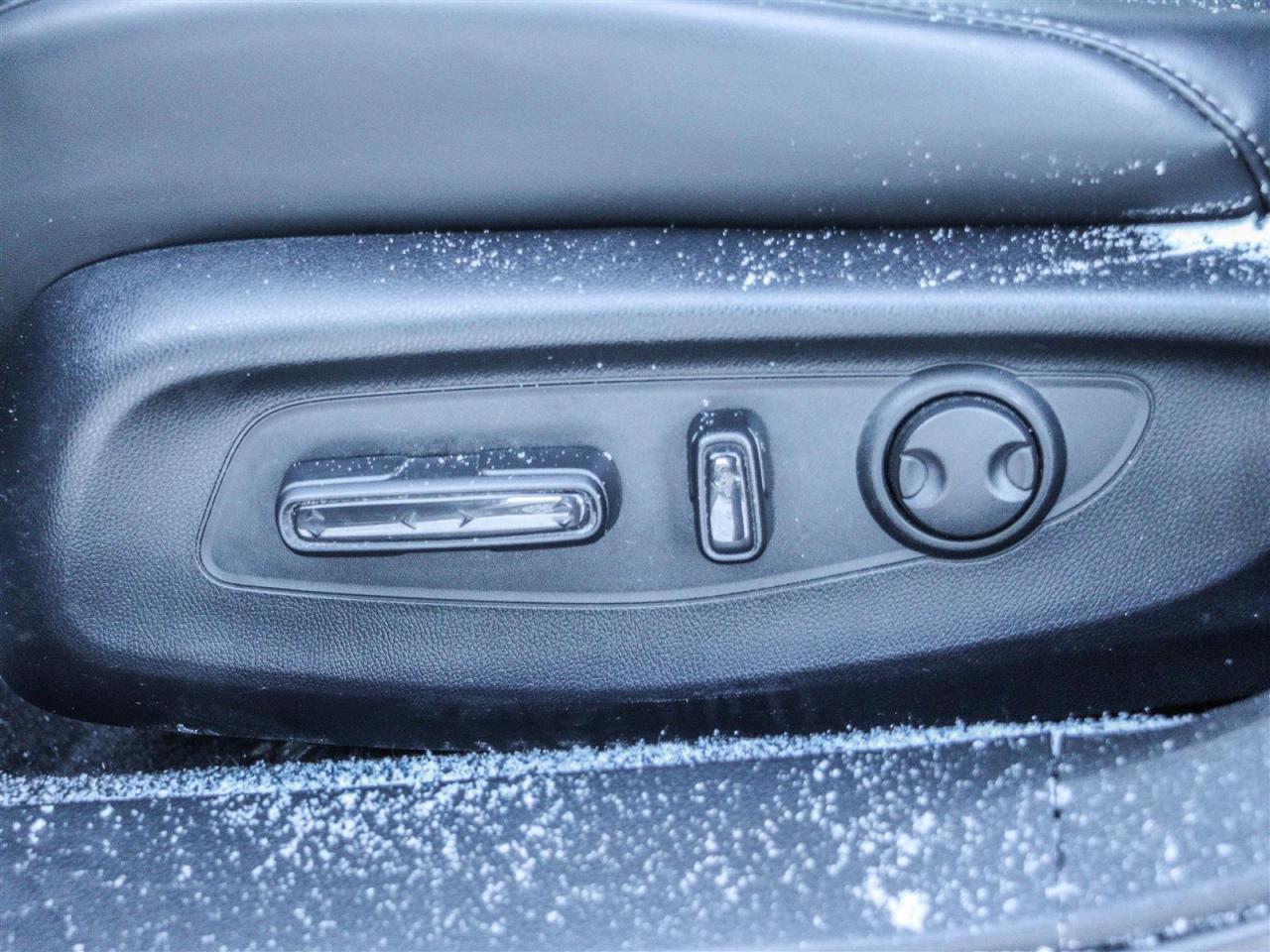 2024 Honda Accord Hybrid Touring HYBRID LEATHER NAVIGATION Photo