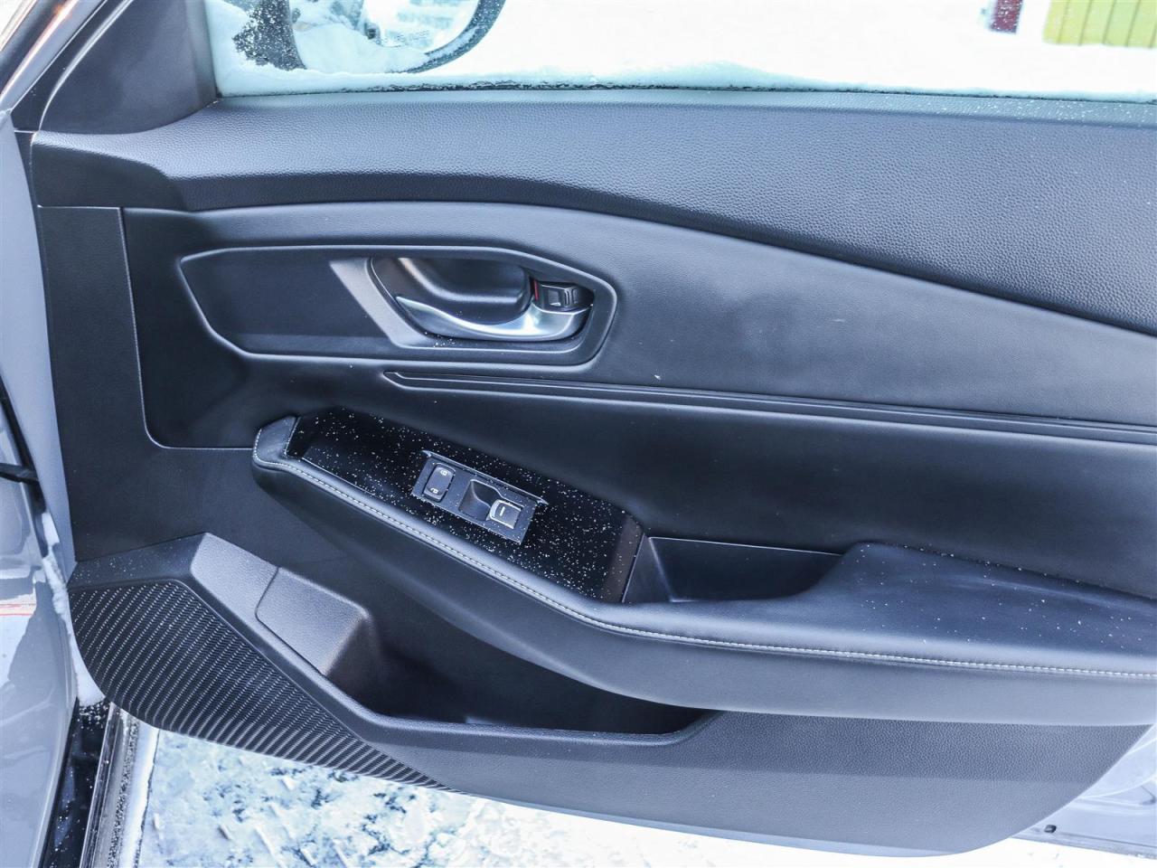 2024 Honda Accord Hybrid Touring HYBRID LEATHER NAVIGATION Photo