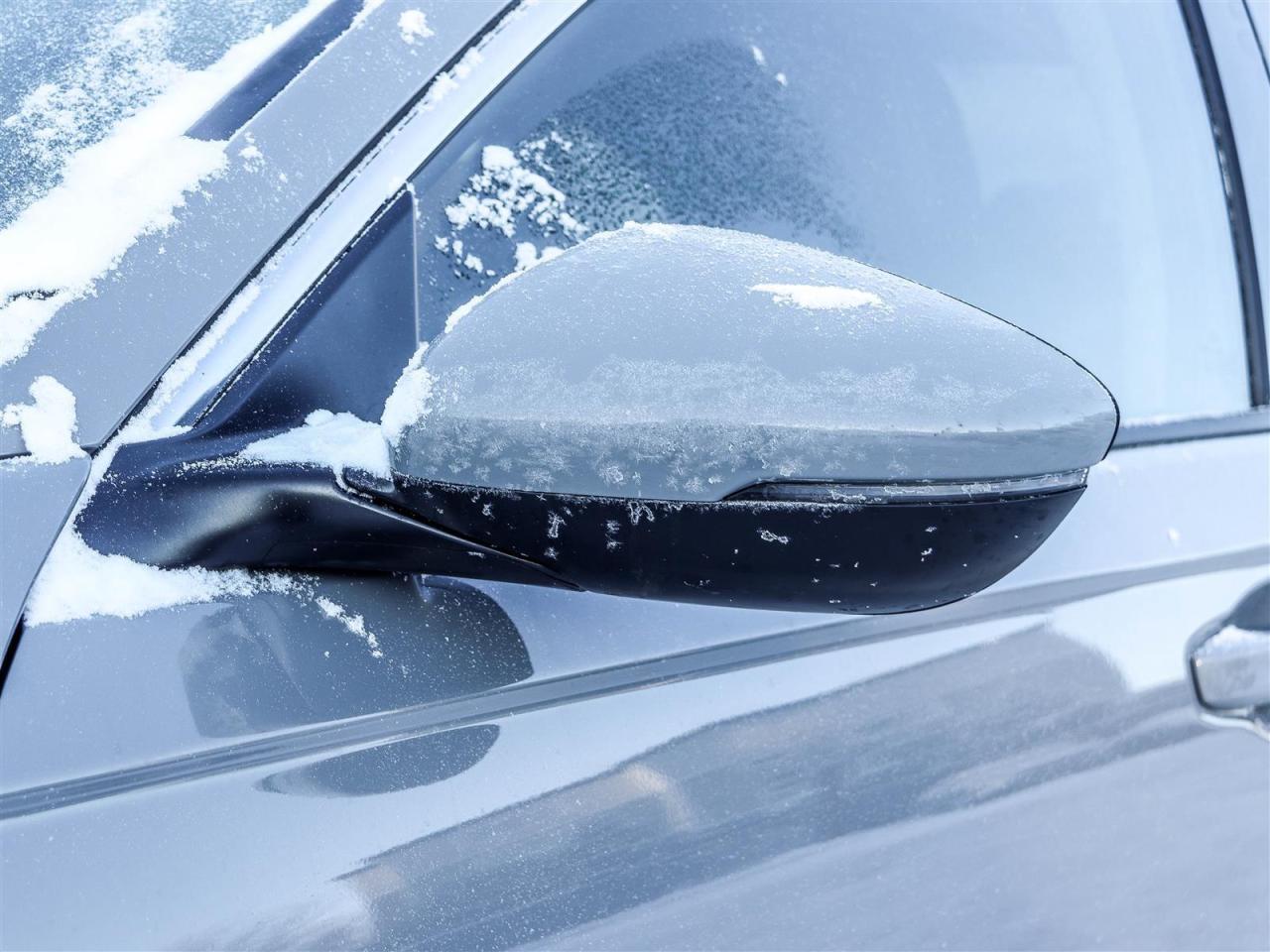 2024 Honda Accord Hybrid Touring HYBRID LEATHER NAVIGATION Photo