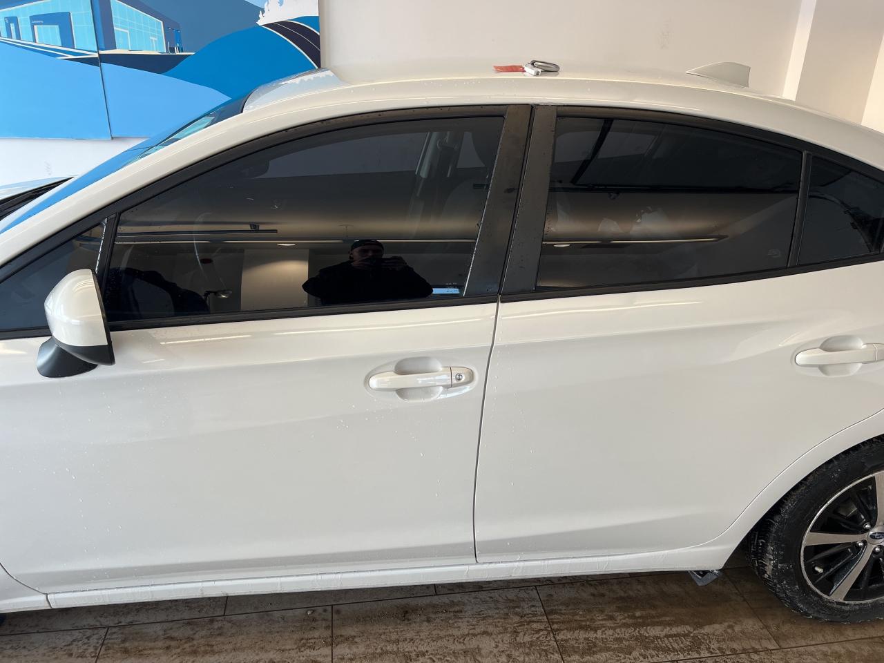 2022 Subaru Impreza Touring 4-door CVT w-EyeSight Photo