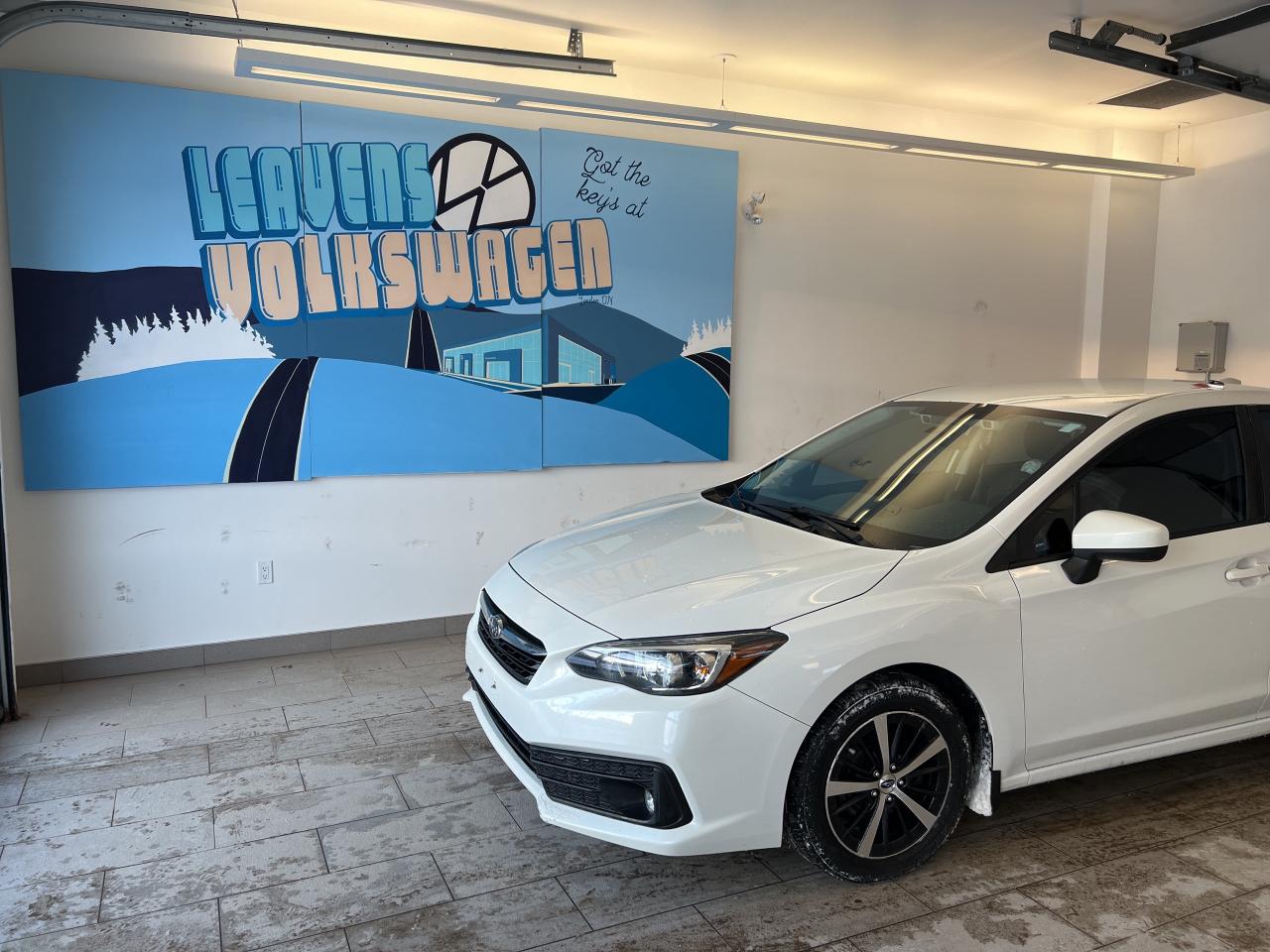 2022 Subaru Impreza Touring 4-door CVT w-EyeSight Photo