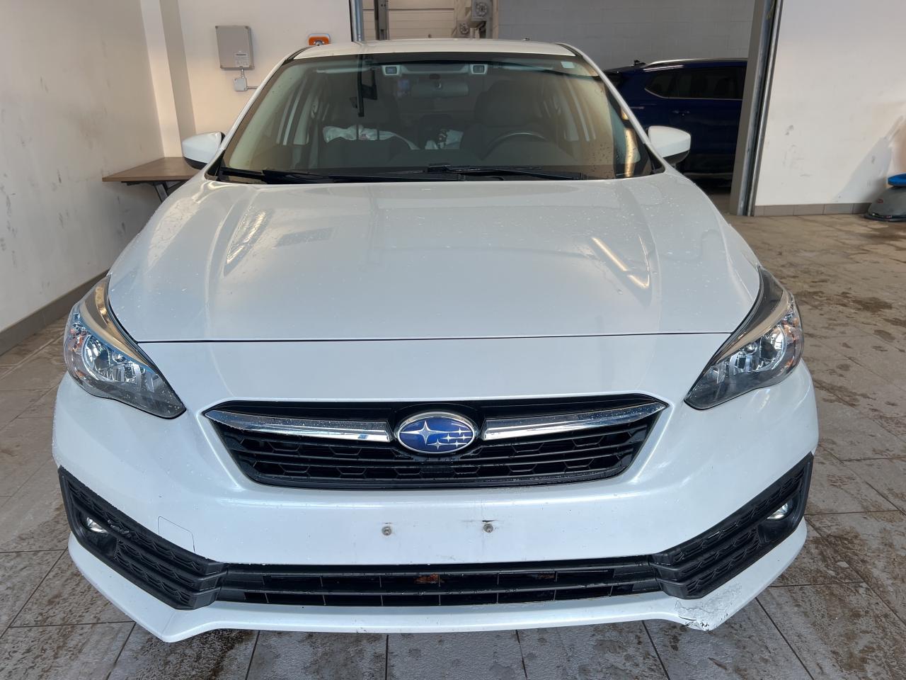 2022 Subaru Impreza Touring 4-door CVT w-EyeSight Photo