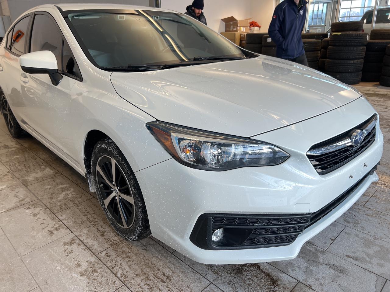 2022 Subaru Impreza Touring 4-door CVT w-EyeSight Photo