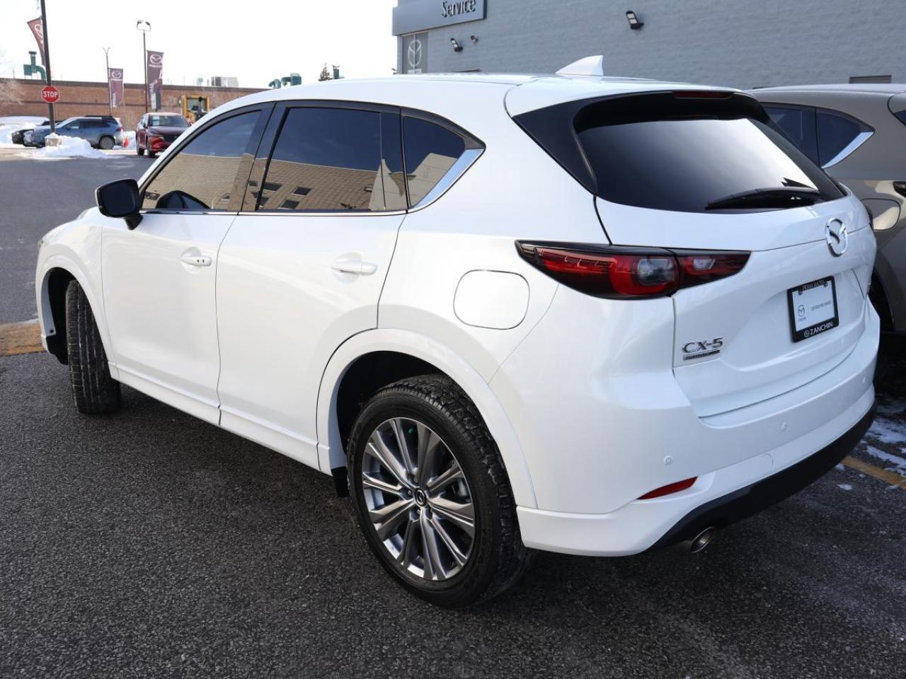 2022 Mazda CX-5 SIGNATURE AWD/ ONLY 34K/ CARFAX CLEAN/ 3.95% RATE Photo