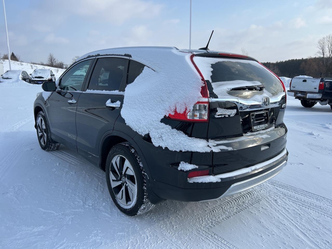 2016 Honda CR-V Touring AWD   Nav   Sunroof   Leather Heated Seats Photo2