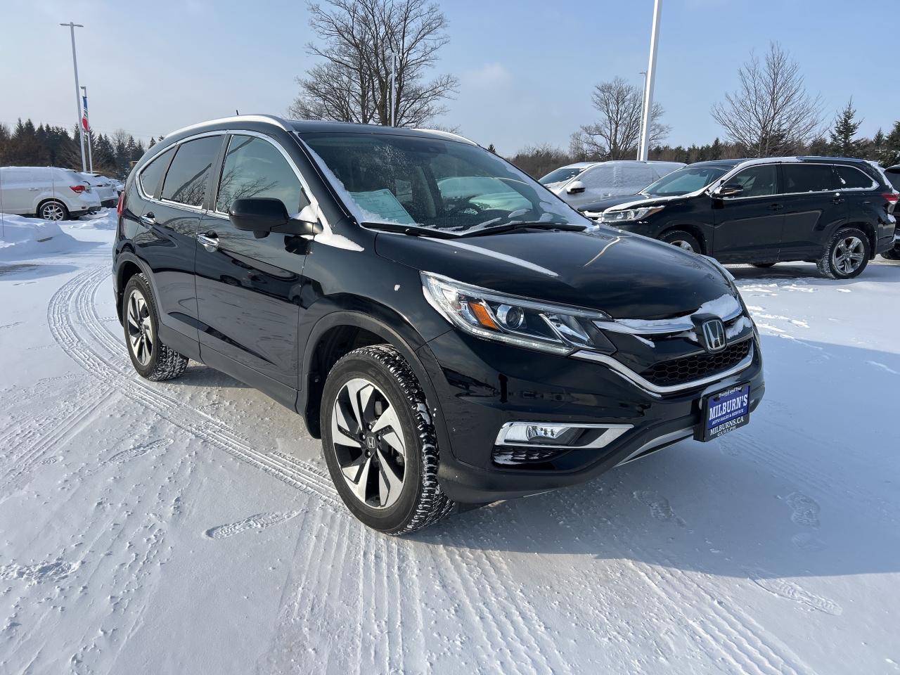 2016 Honda CR-V Touring AWD   Nav   Sunroof   Leather Heated Seats Photo
