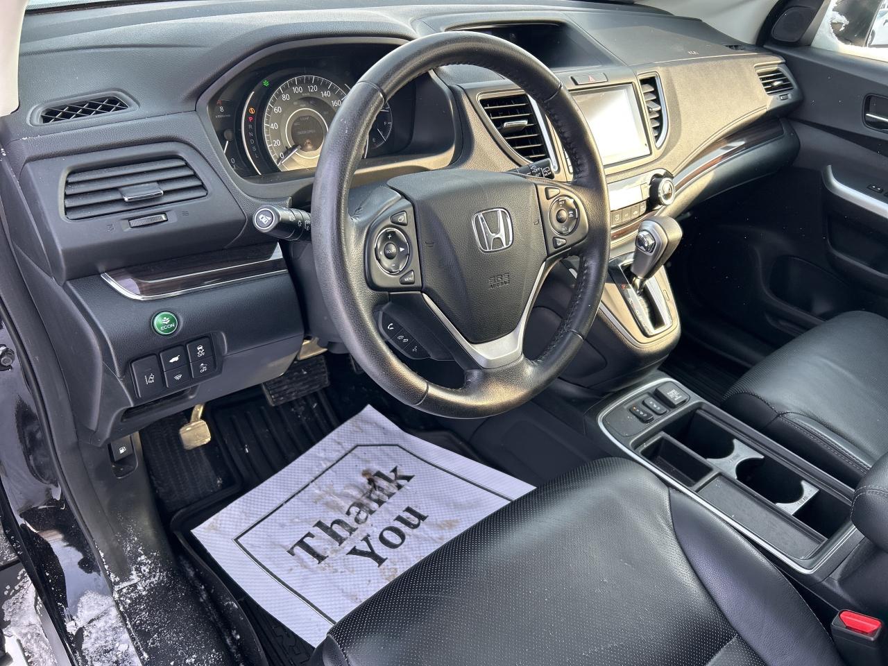 2016 Honda CR-V Touring AWD   Nav   Sunroof   Leather Heated Seats Photo