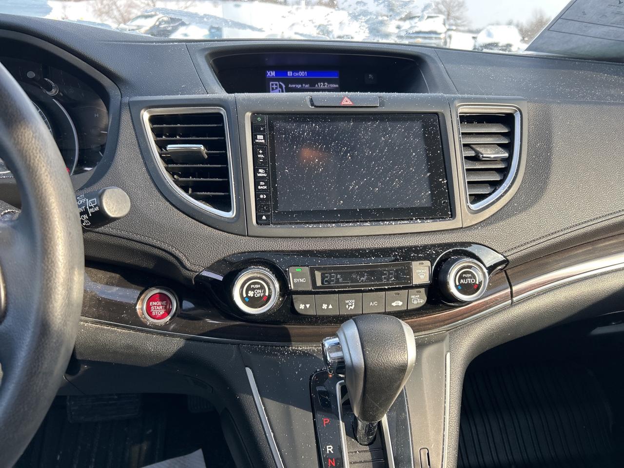 2016 Honda CR-V Touring AWD   Nav   Sunroof   Leather Heated Seats Photo