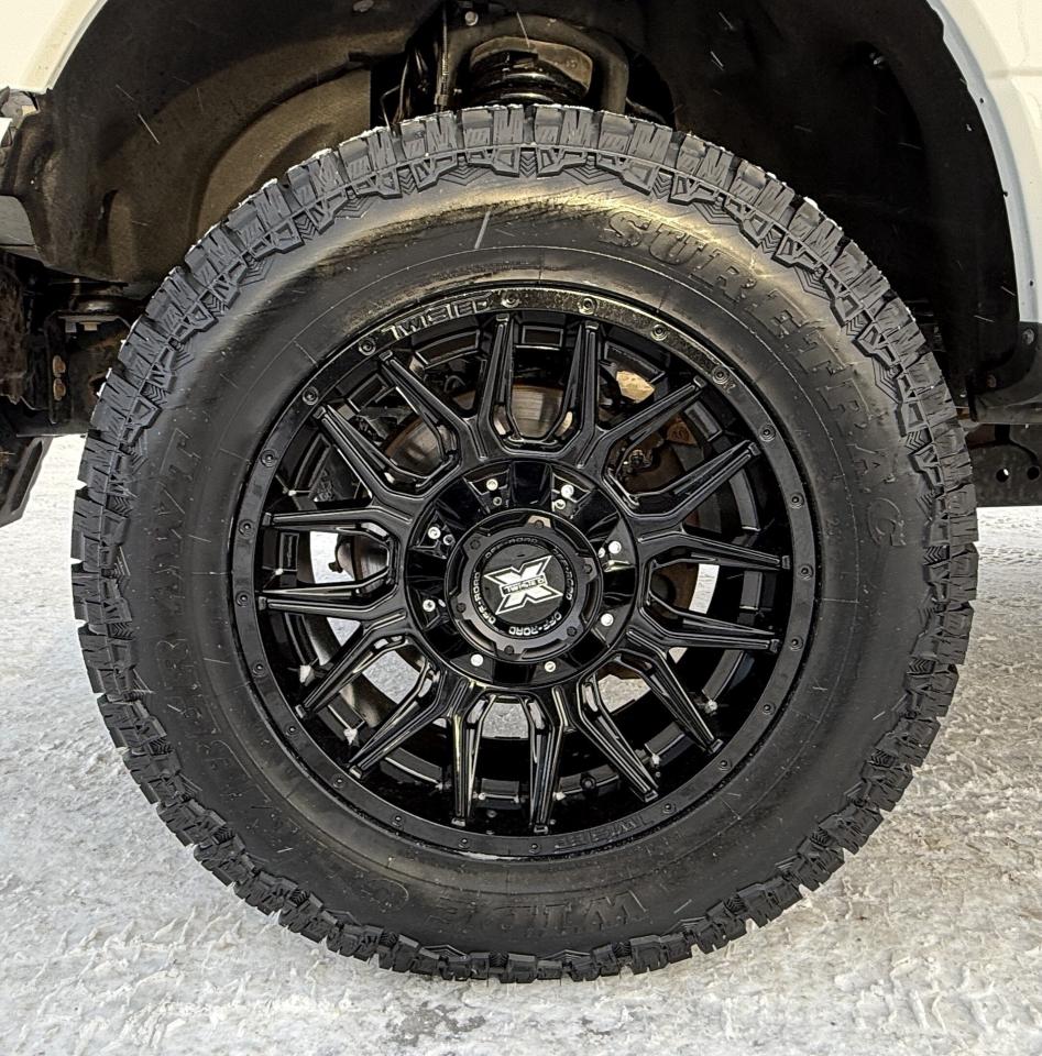 2022 Ford F-250 XLT BDS LEVEL/WHEEL/TIRE/LEATHER PKG!! Photo