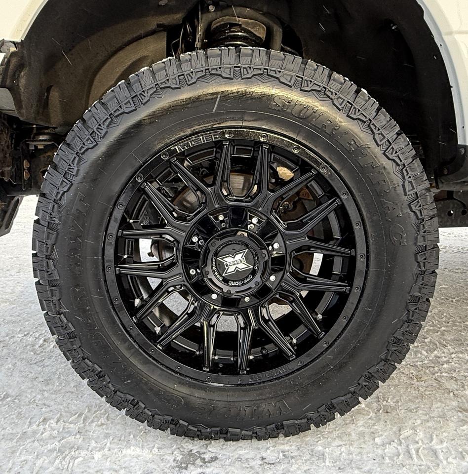 2022 Ford F-250 XLT BDS LEVEL/WHEEL/TIRE/LEATHER PKG!! Photo