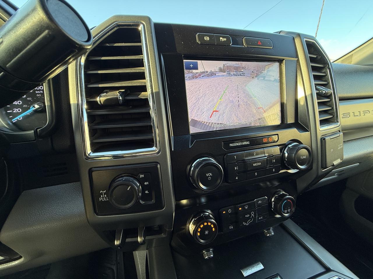 2022 Ford F-250 XLT BDS LEVEL/WHEEL/TIRE/LEATHER PKG!! Photo