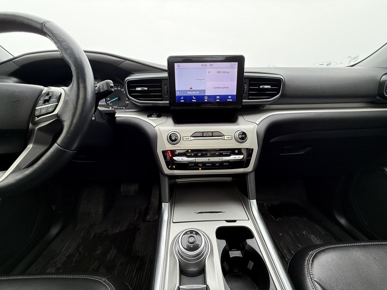 2020 Ford Explorer XLT 4WD Photo