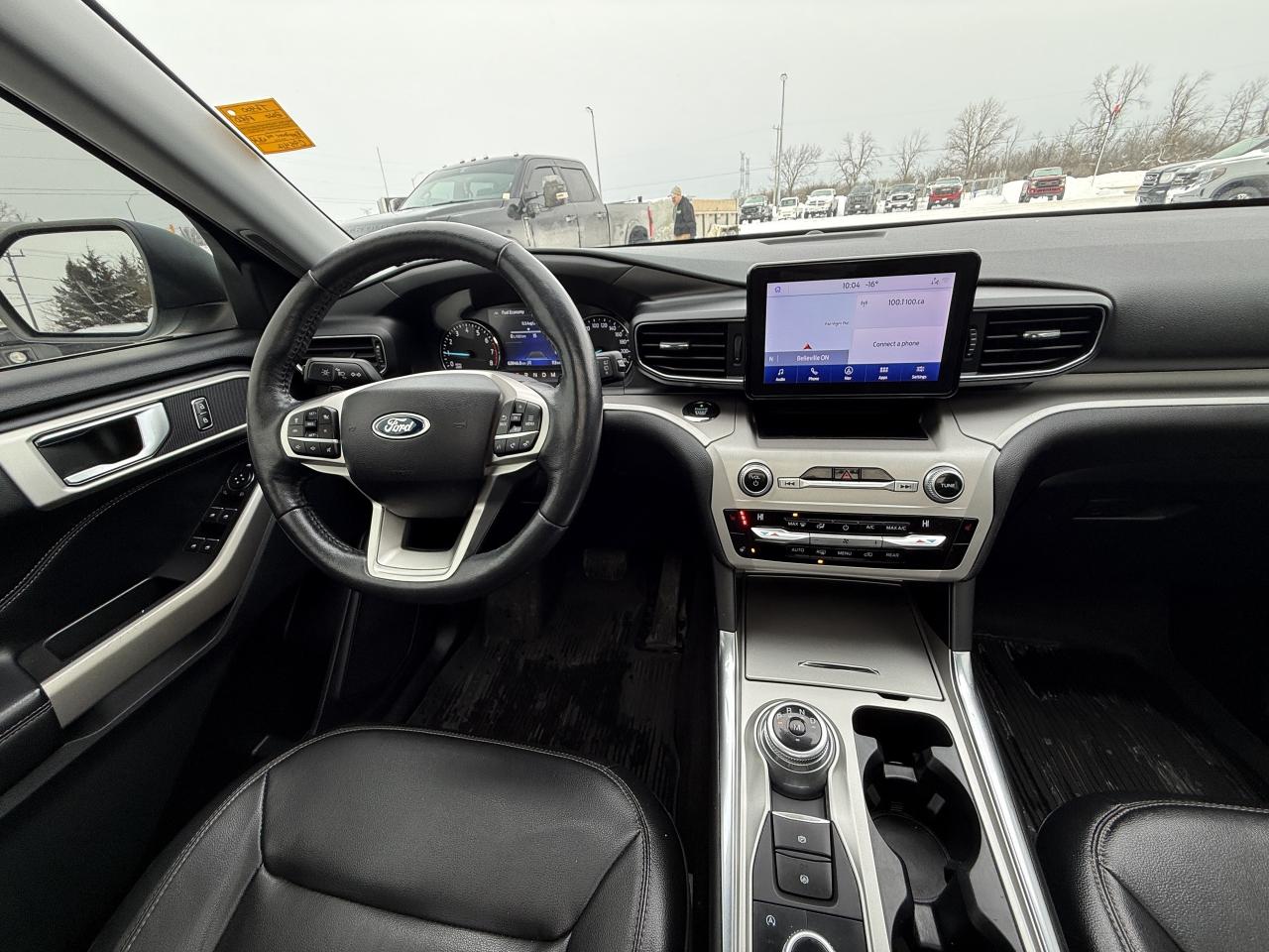 2020 Ford Explorer XLT 4WD Photo