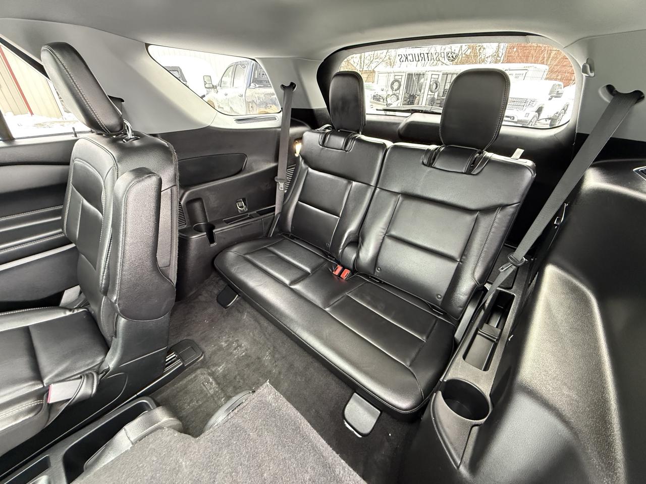 2020 Ford Explorer XLT 4WD Photo