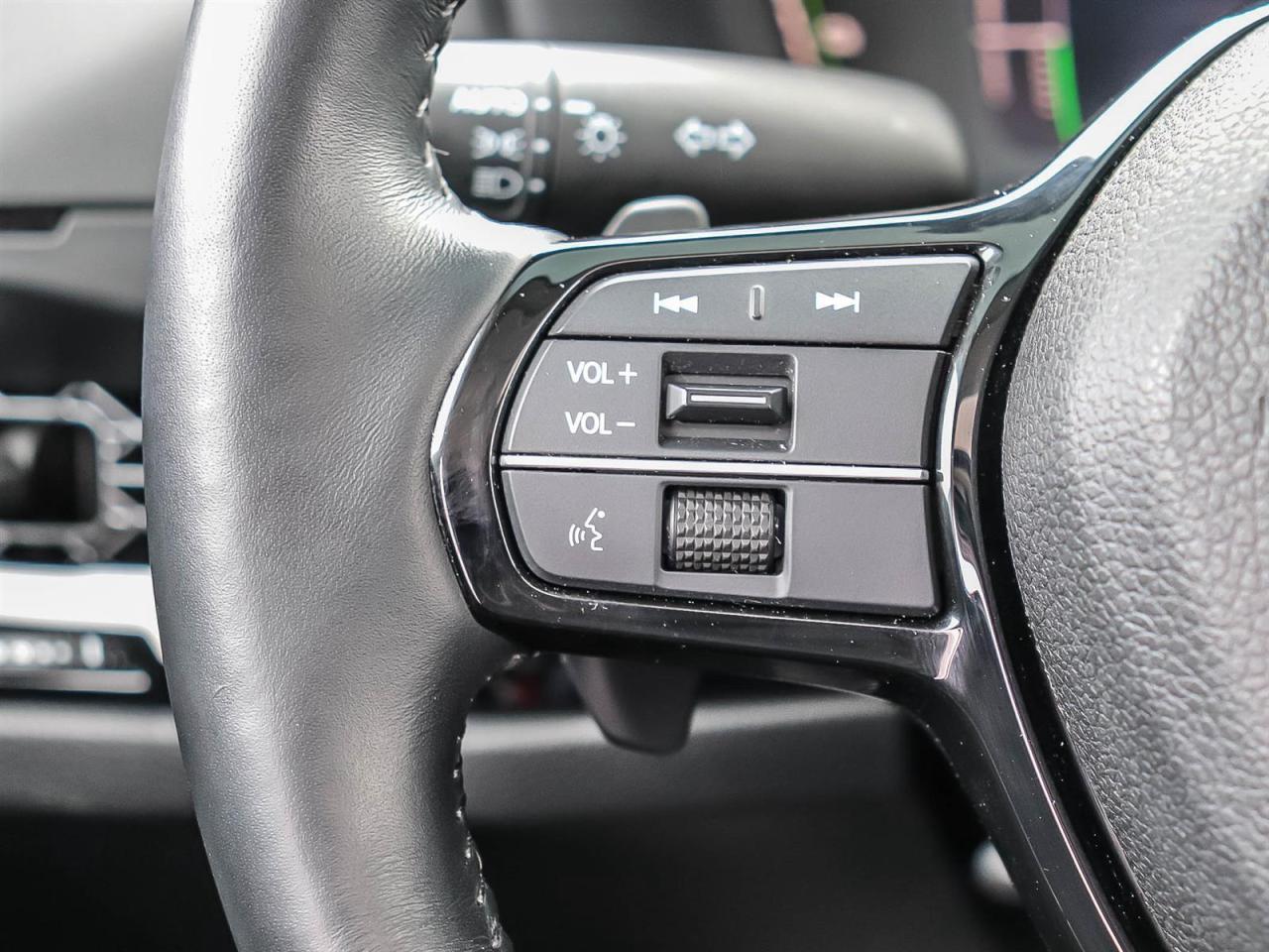 2023 Honda Accord Hybrid TOURING Photo