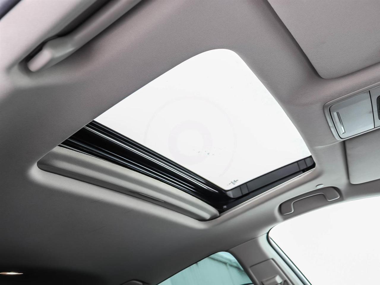 2023 Honda Accord Hybrid TOURING Photo