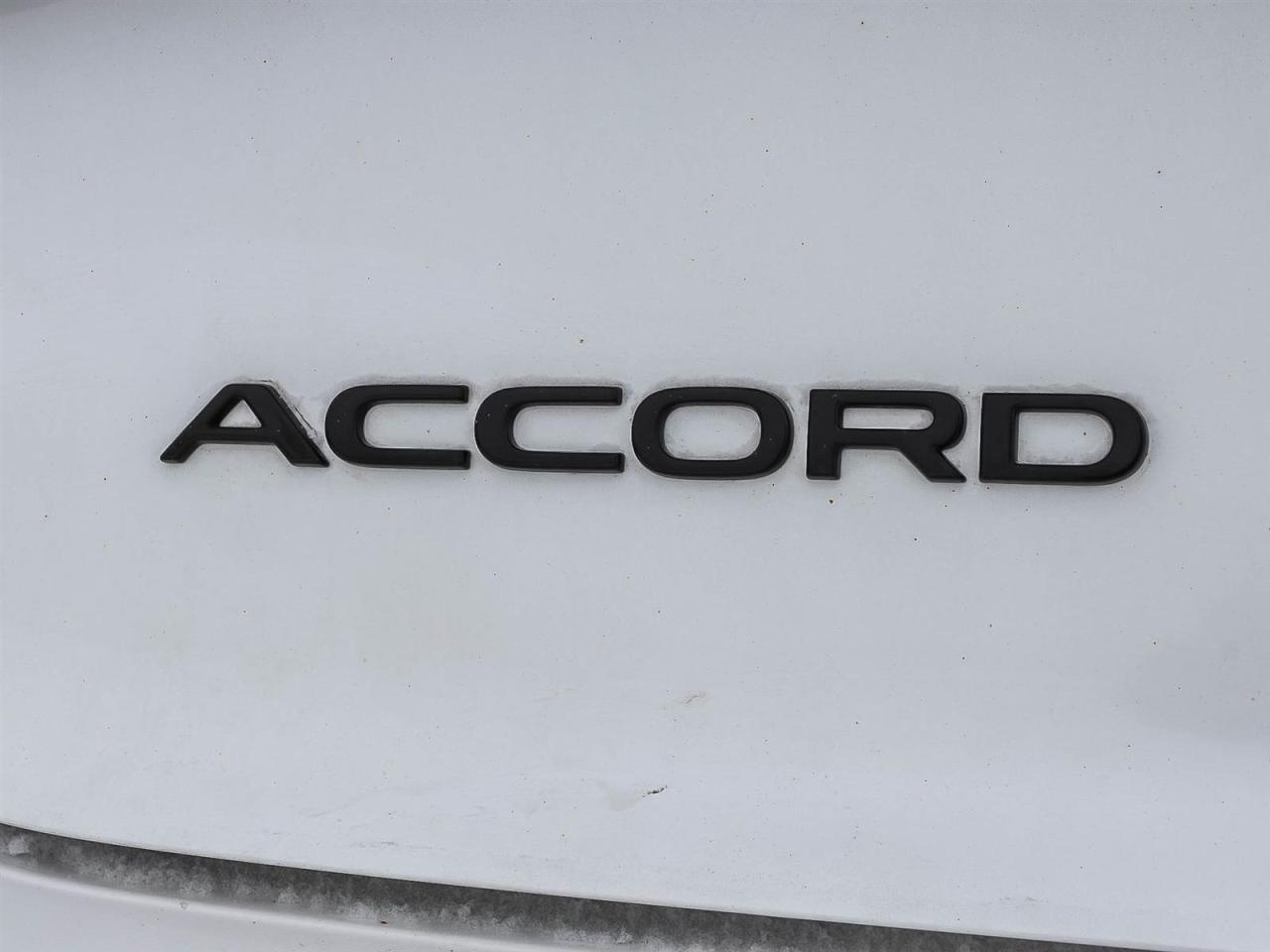 2023 Honda Accord Hybrid TOURING Photo