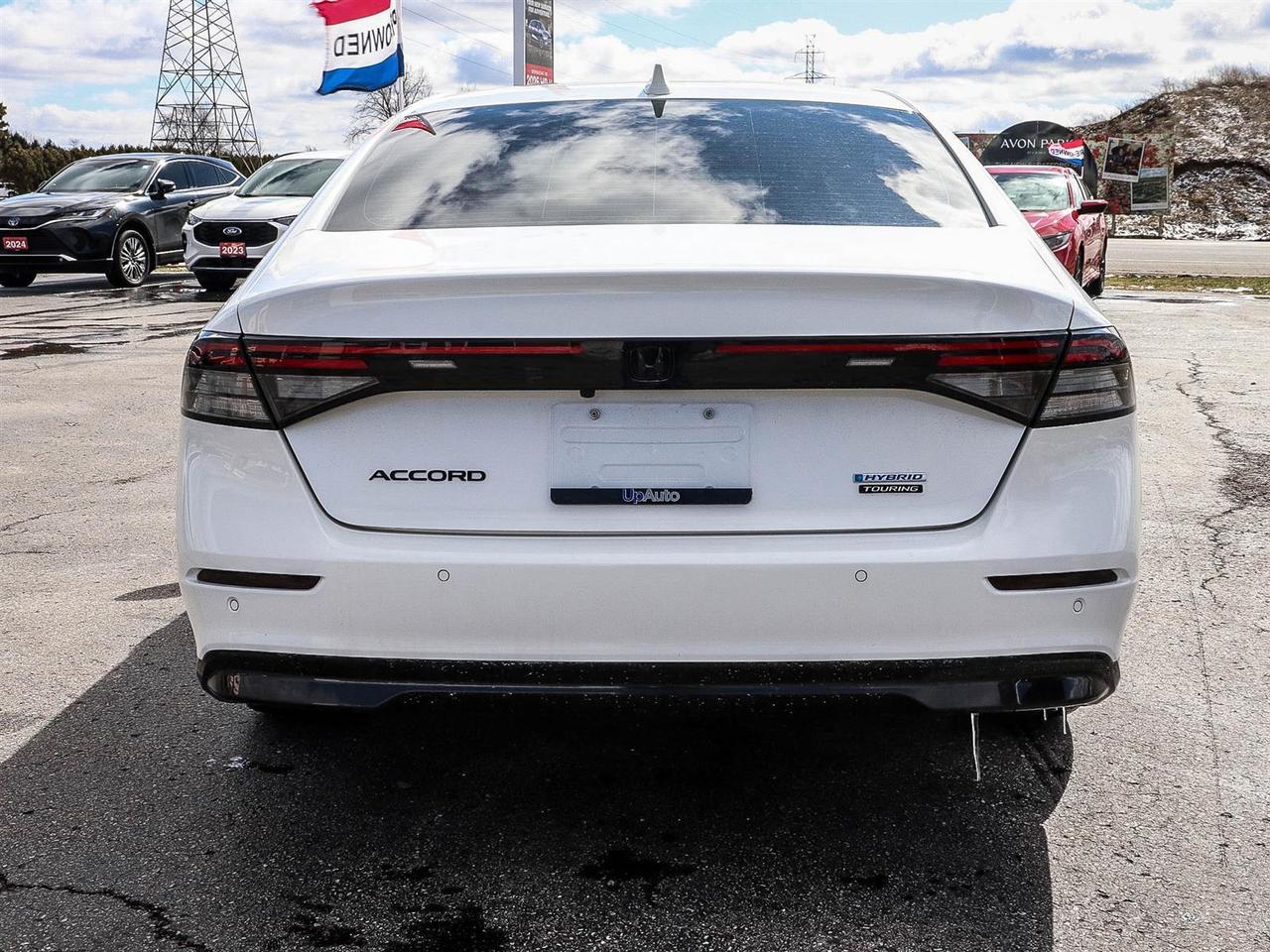 2023 Honda Accord Hybrid TOURING Photo