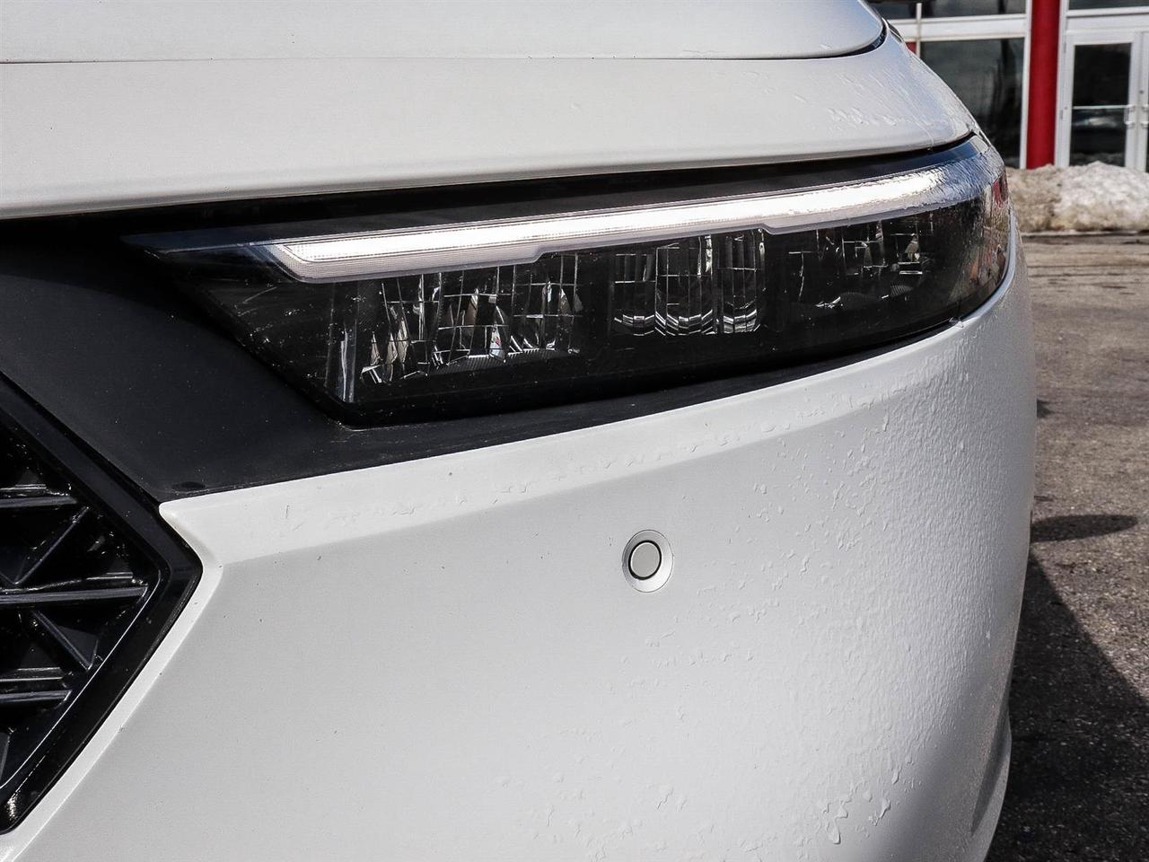 2023 Honda Accord Hybrid TOURING Photo