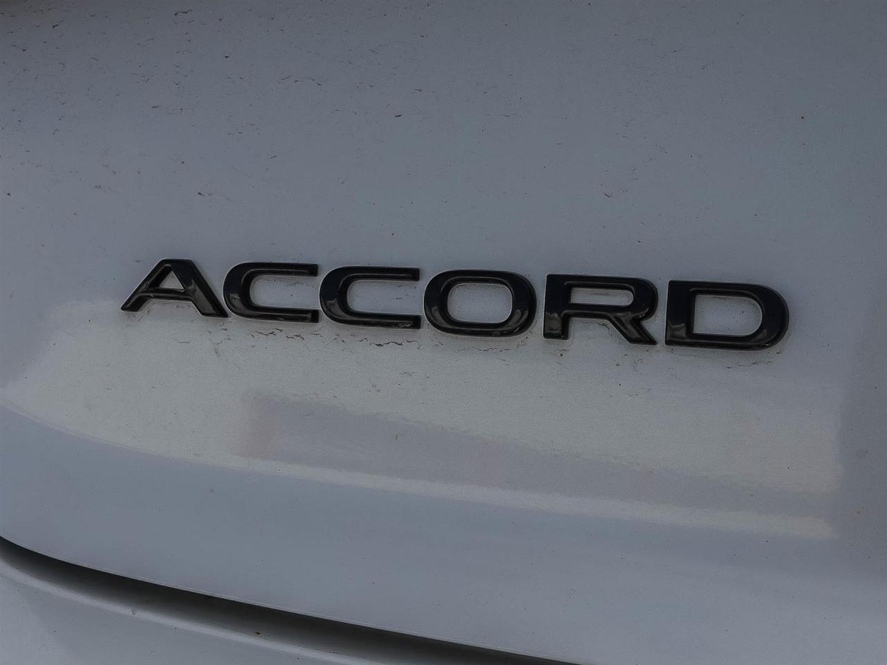 2023 Honda Accord Hybrid TOURING Photo