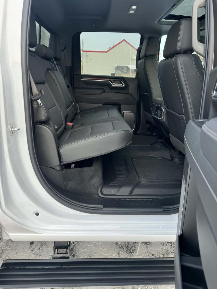 2025 GMC SIERRA 2500HD 4WD Crew Cab Denali Duramax Diesel Photo