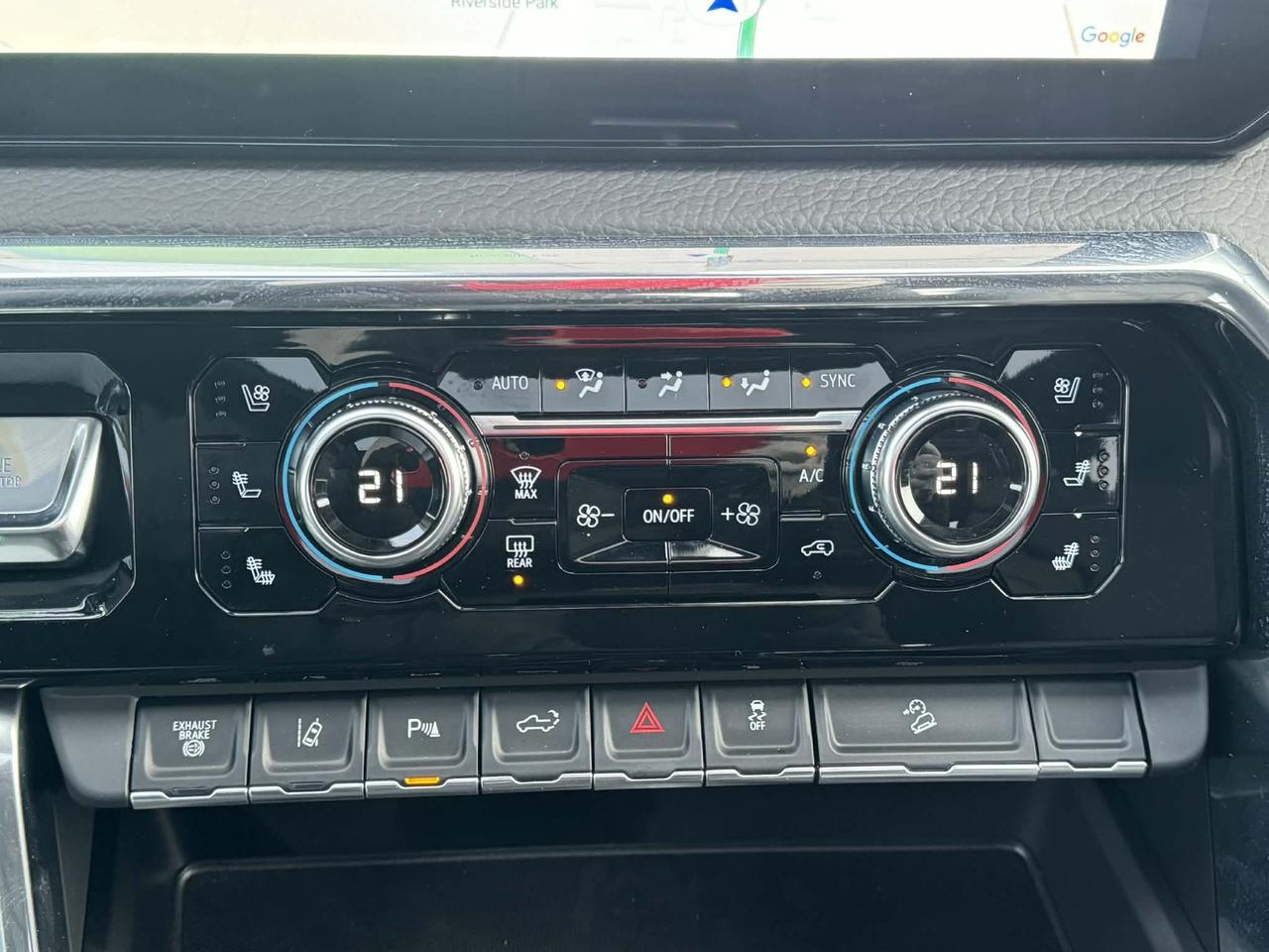 2025 GMC SIERRA 2500HD 4WD Crew Cab Denali Duramax Diesel Photo