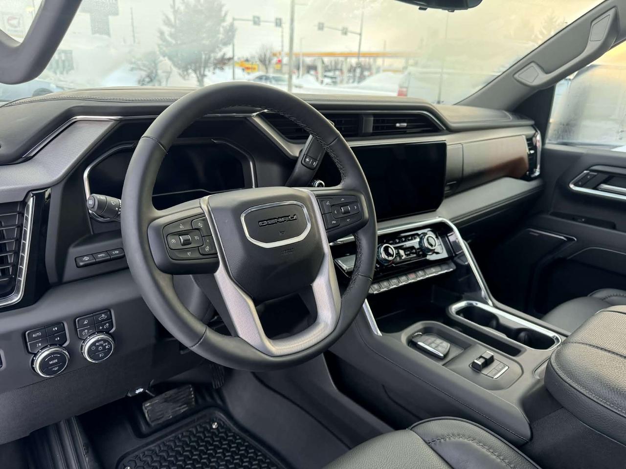 2025 GMC SIERRA 2500HD 4WD Crew Cab Denali Duramax Diesel Photo