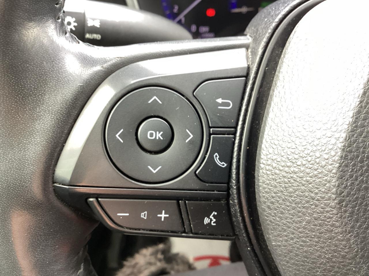 2020 Toyota Corolla Hybrid Premium Photo