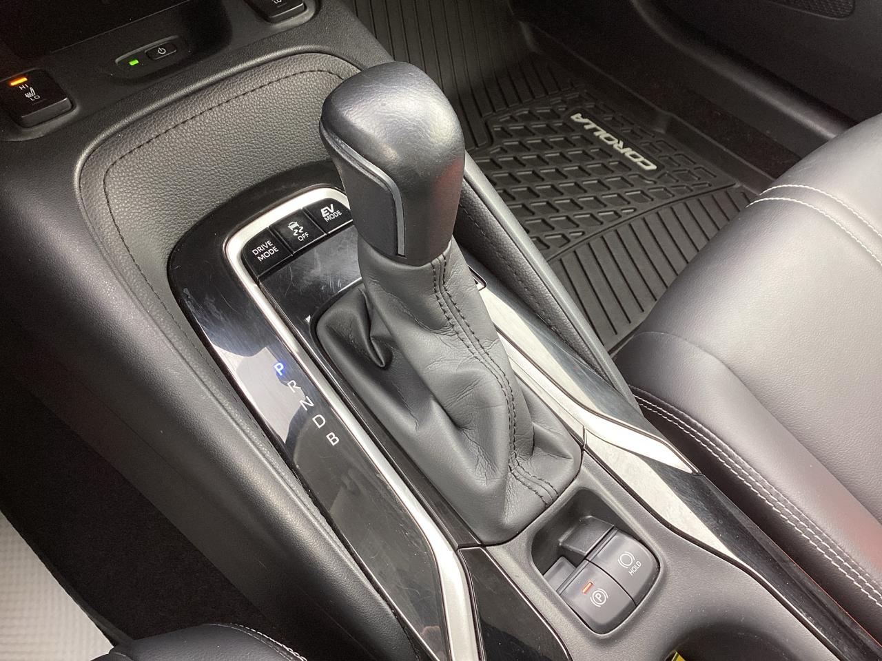 2020 Toyota Corolla Hybrid Premium Photo