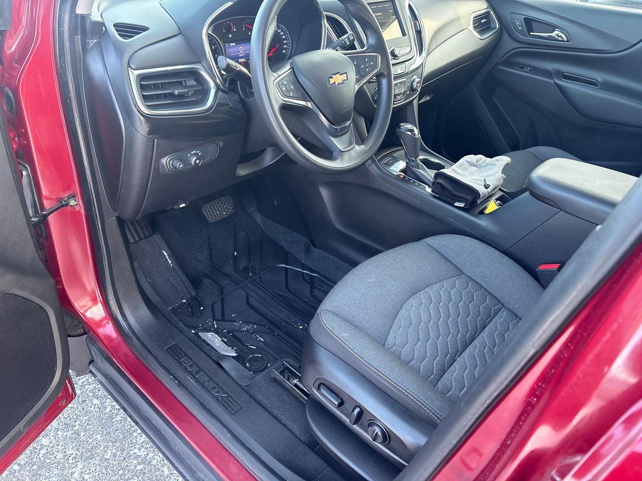 2019 Chevrolet Equinox 1LT AWD + Heated Seats + Power Seat + 1 Owner Photo