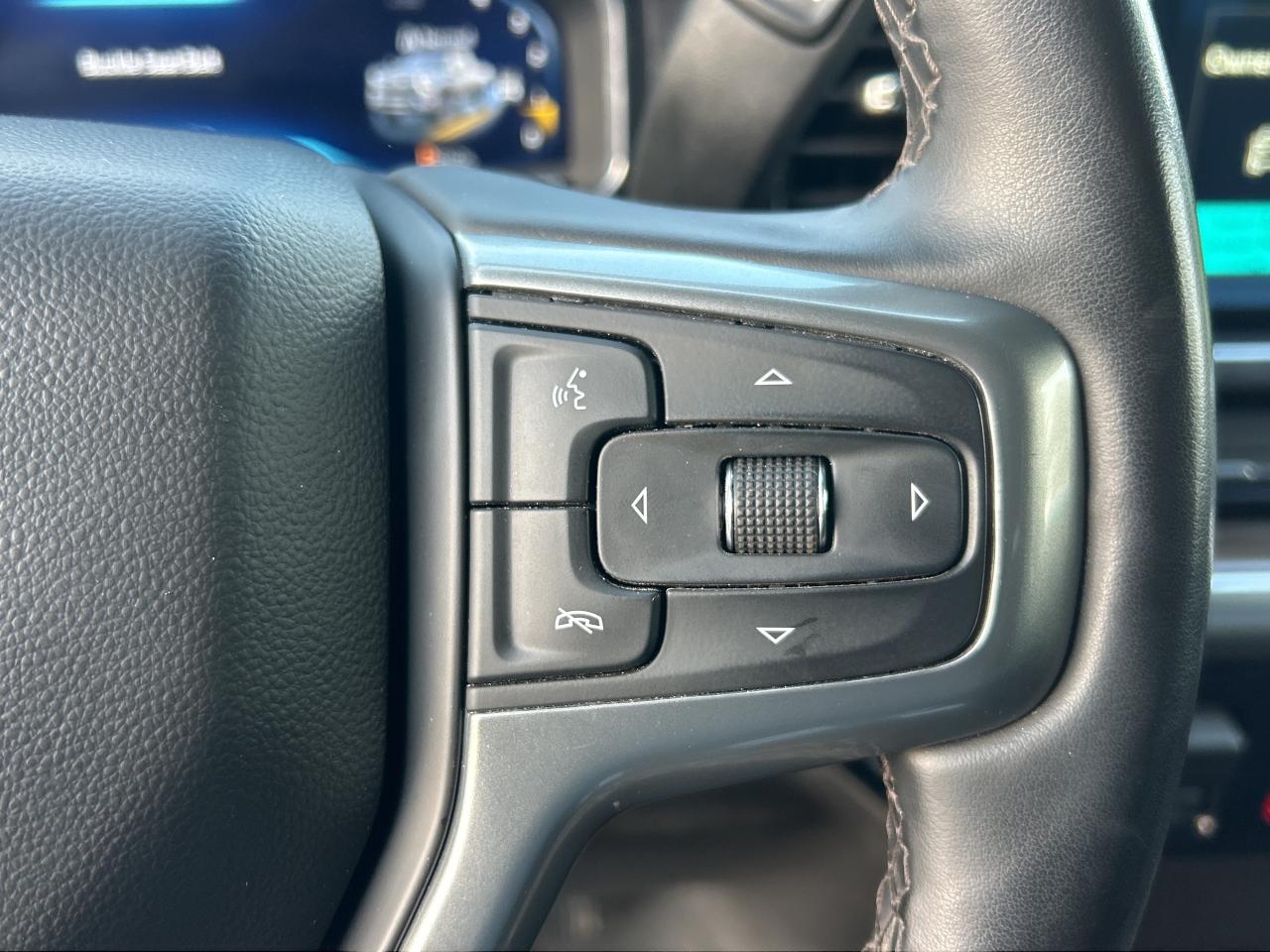 2025 Chevrolet SILVERADO 2500HD LT 159" Photo