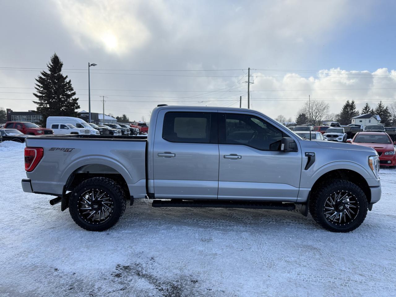 2021 Ford F-150 XLT 4WD SuperCrew 5.5' Box Photo