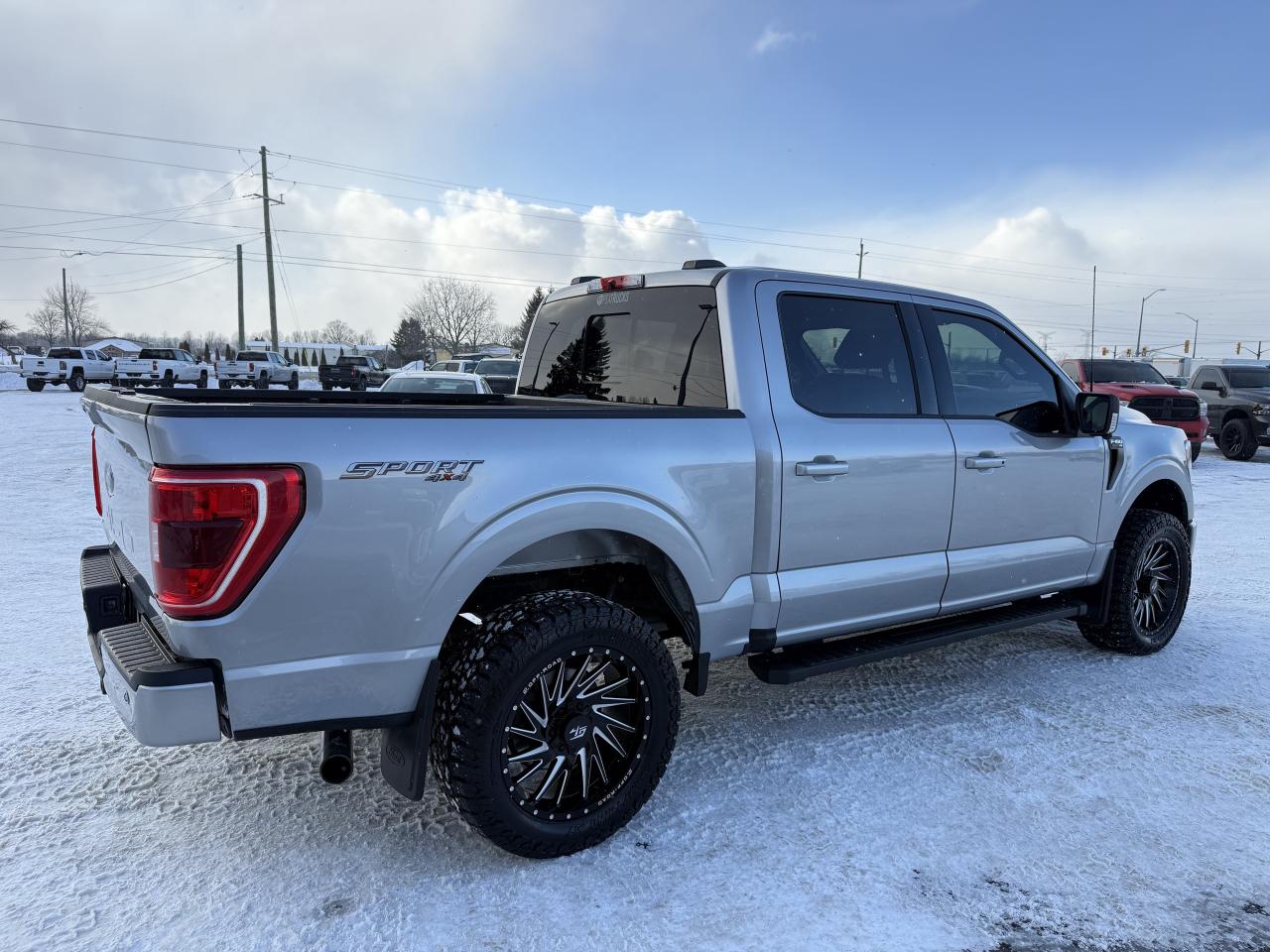 2021 Ford F-150 XLT 4WD SuperCrew 5.5' Box Photo