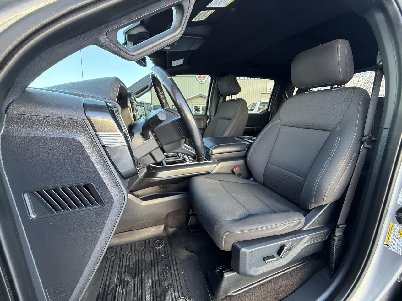 2021 Ford F-150 XLT 4WD SuperCrew 5.5' Box Photo