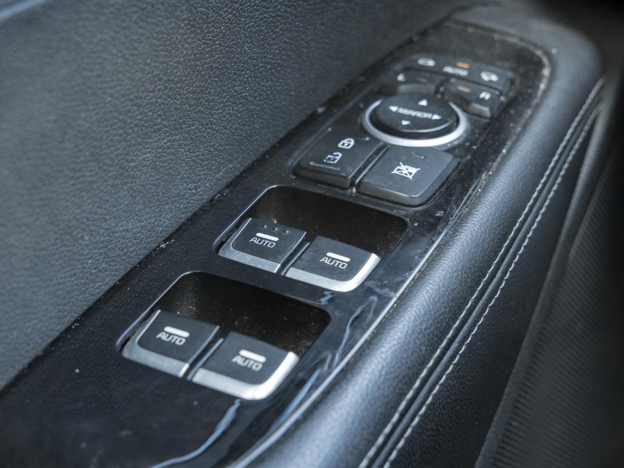 2016 Kia Sorento AWD 4dr 3.3L EX 7-Seater   Certified! Leather! Photo