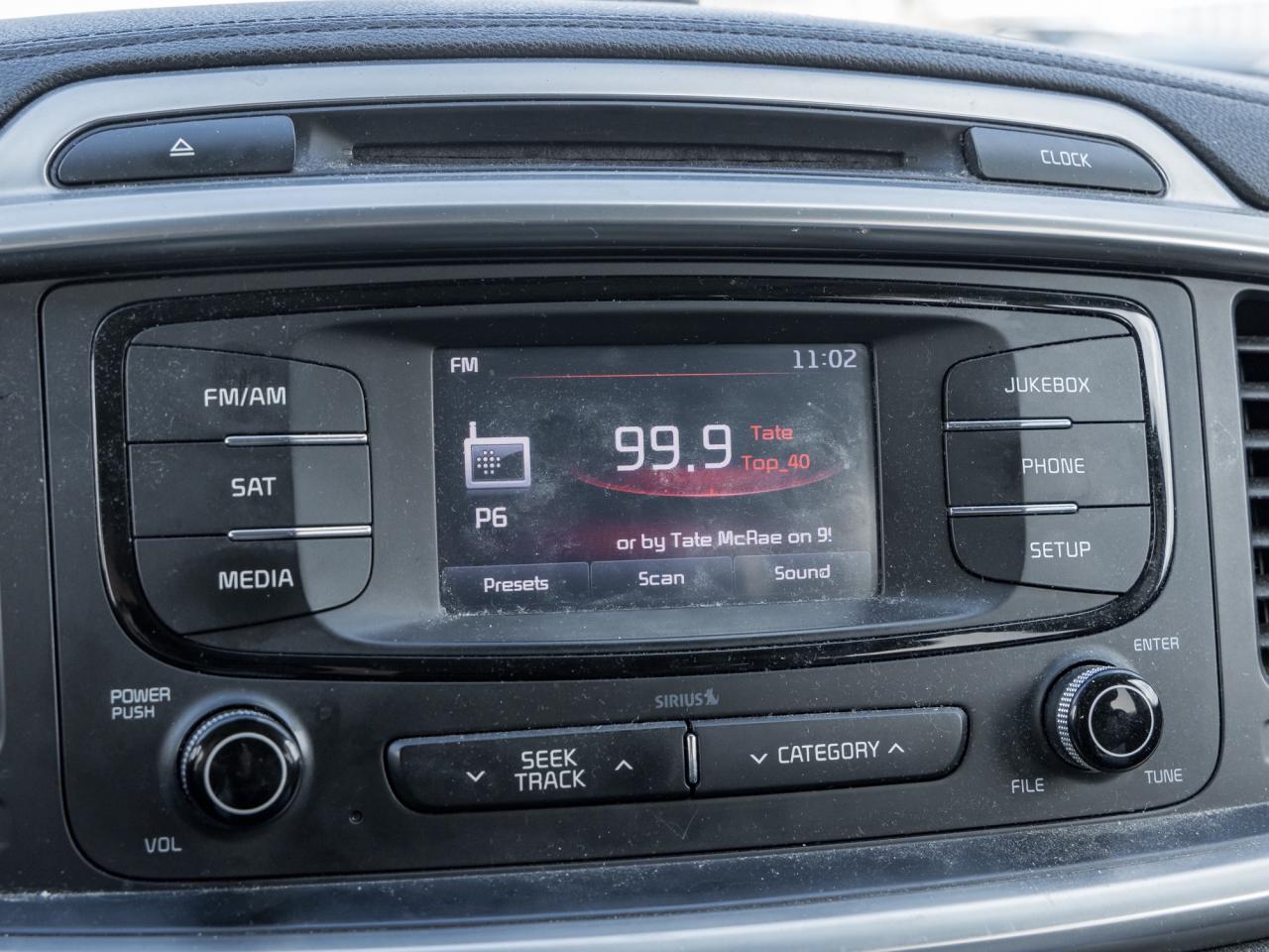 2016 Kia Sorento AWD 4dr 3.3L EX 7-Seater   Certified! Leather! Photo