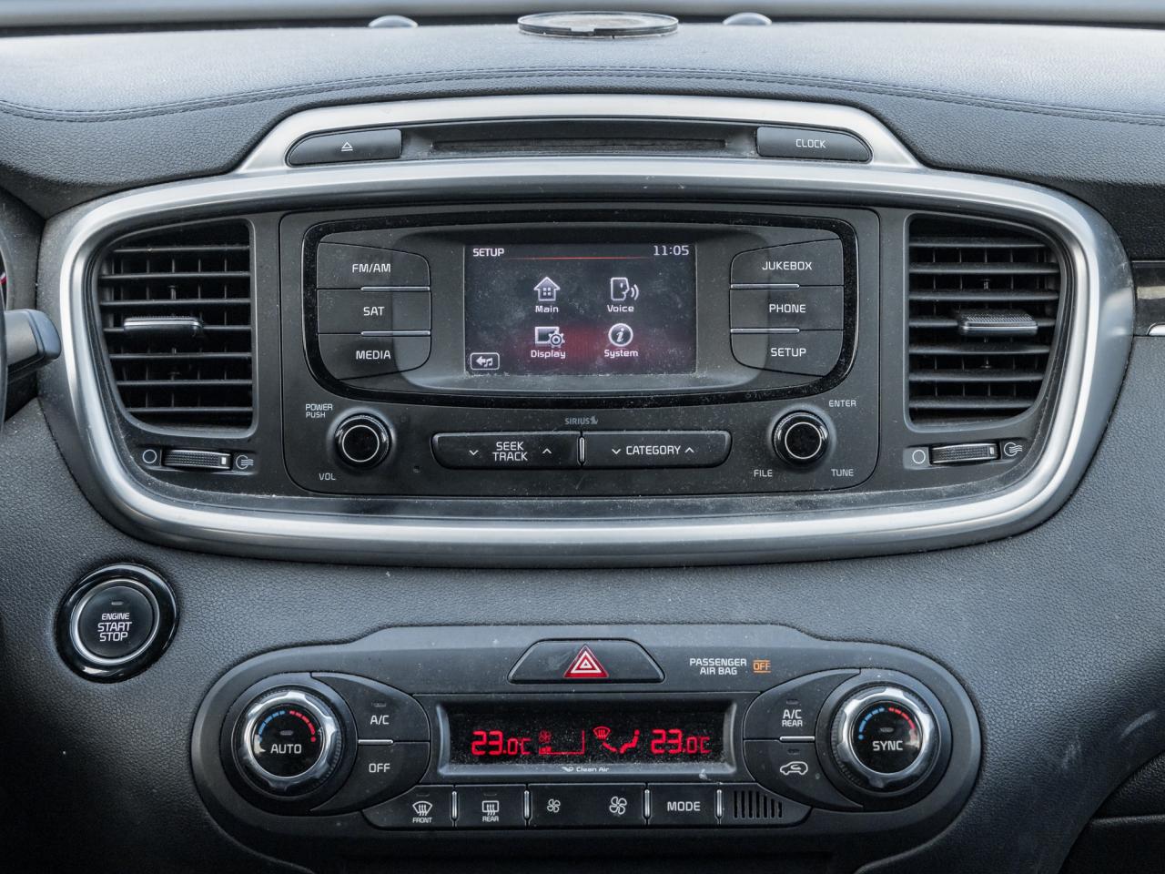 2016 Kia Sorento AWD 4dr 3.3L EX 7-Seater   Certified! Leather! Photo