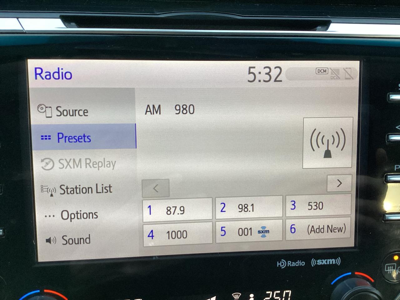 2018 Toyota Camry SE Upgrade Photo3