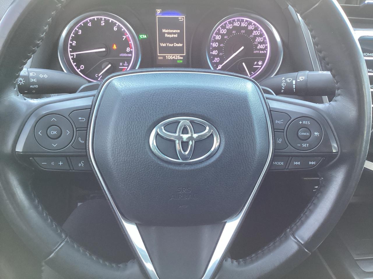 2018 Toyota Camry SE Upgrade Photo