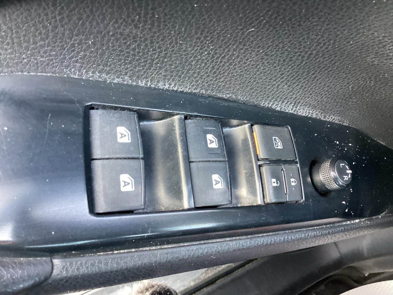 2018 Toyota Camry SE Upgrade Photo