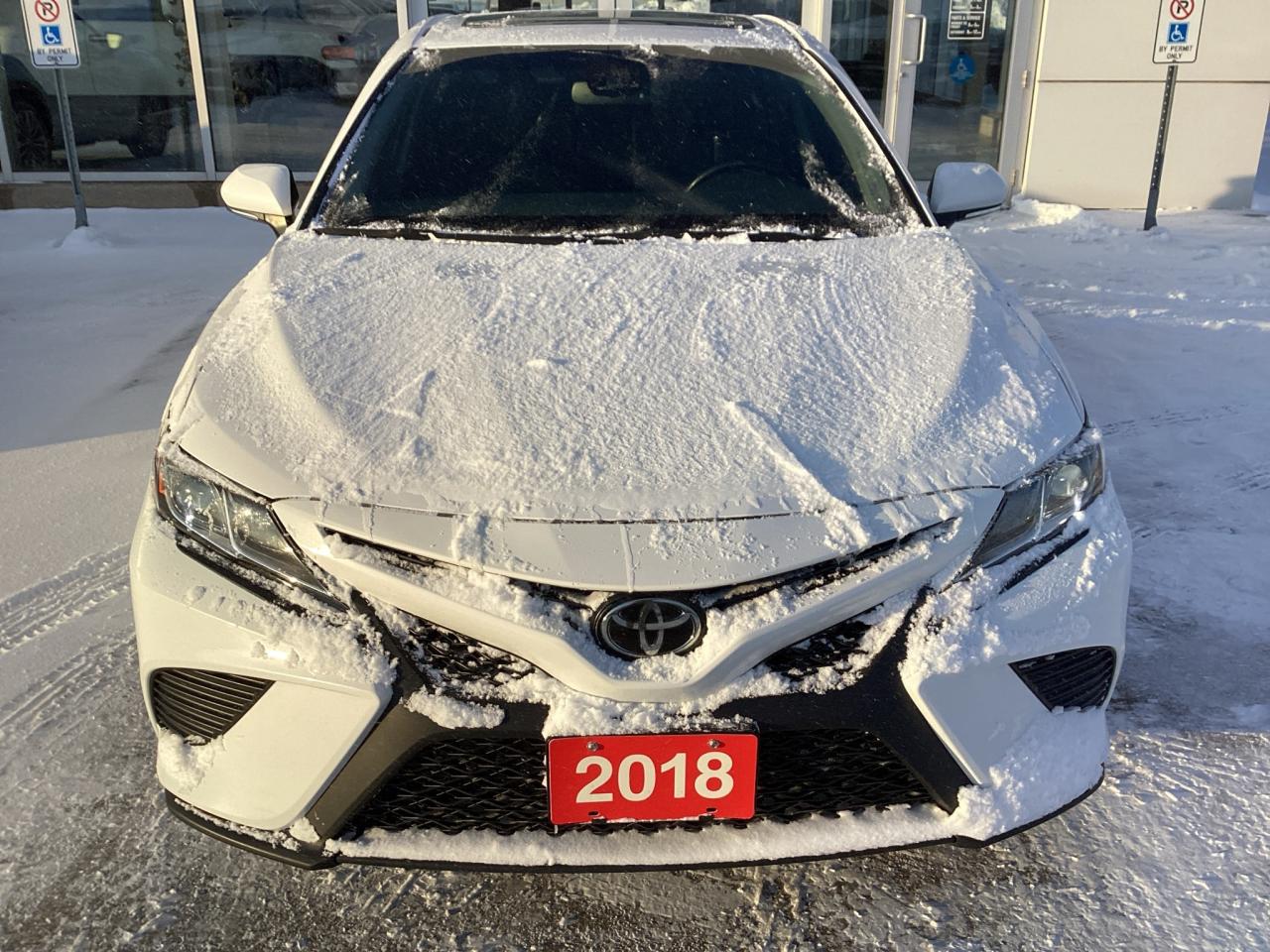 2018 Toyota Camry SE Upgrade Photo