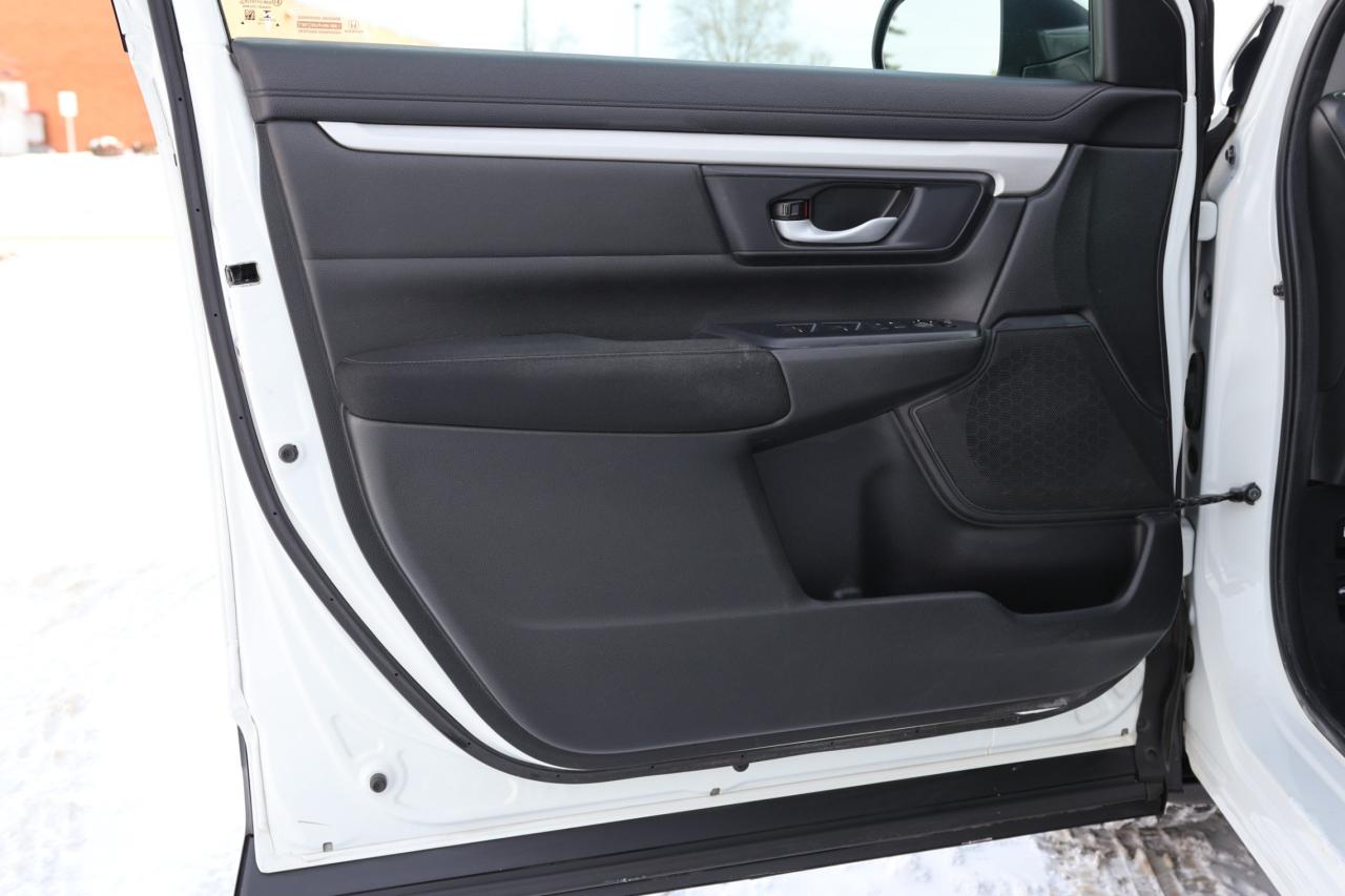 2018 Honda CR-V LX AWD-R STARTER/BACK UP CAM/HEATED SEATS/ BLUETOO Photo
