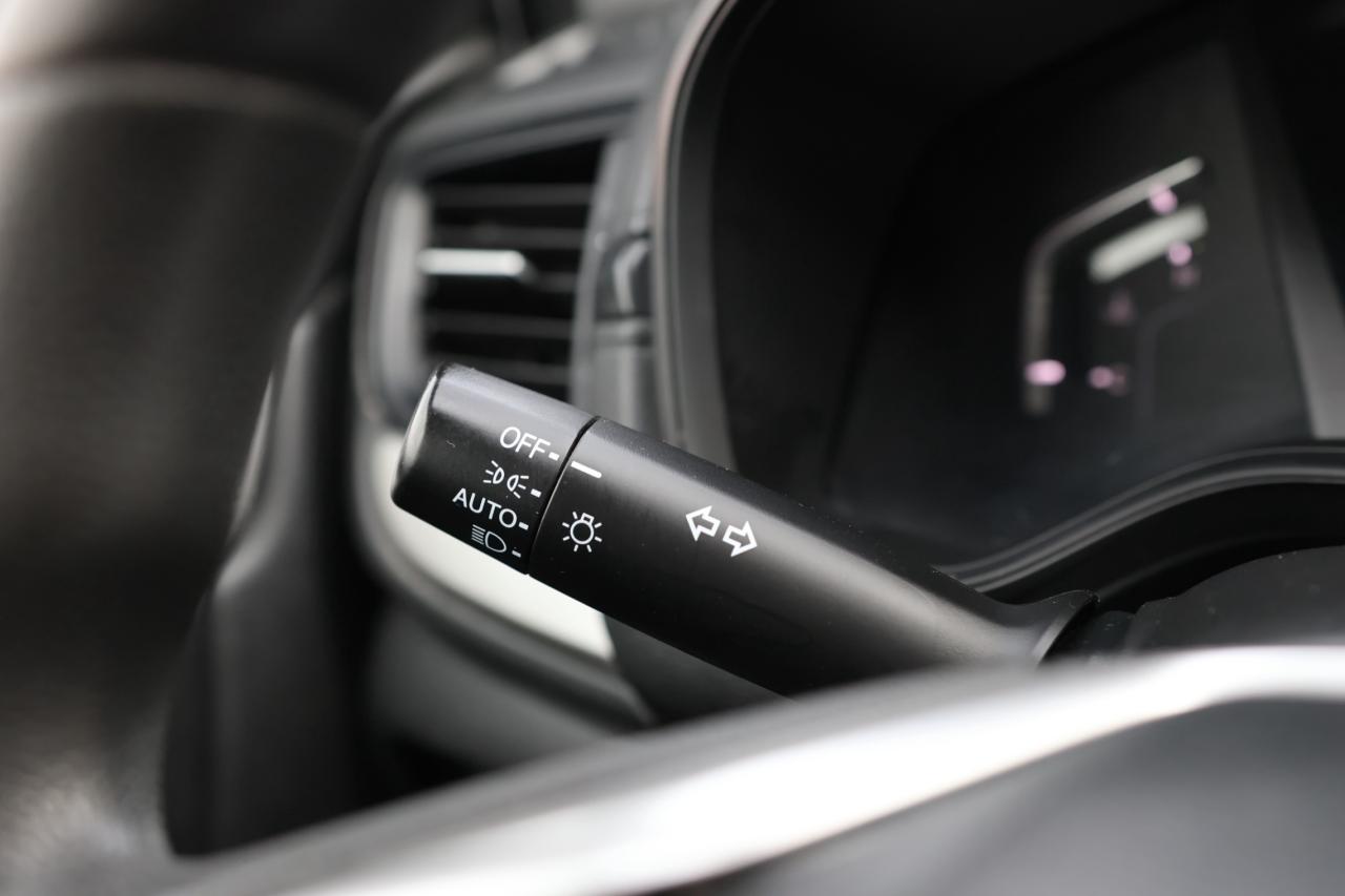 2018 Honda CR-V LX AWD-R STARTER/BACK UP CAM/HEATED SEATS/ BLUETOO Photo