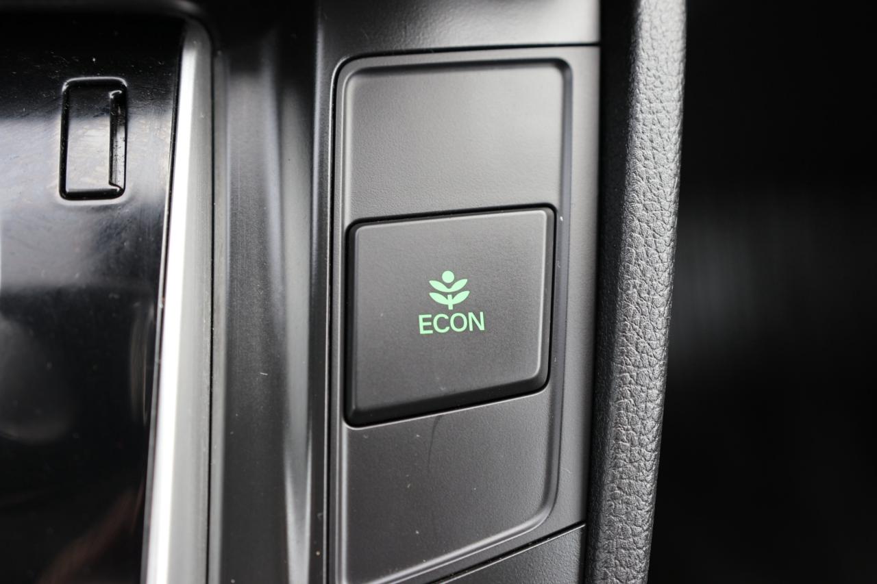 2018 Honda CR-V LX AWD-R STARTER/BACK UP CAM/HEATED SEATS/ BLUETOO Photo