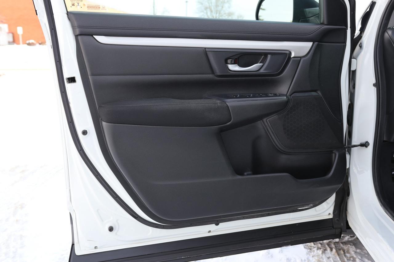 2018 Honda CR-V LX AWD-R STARTER/BACK UP CAM/HEATED SEATS/ BLUETOO Photo