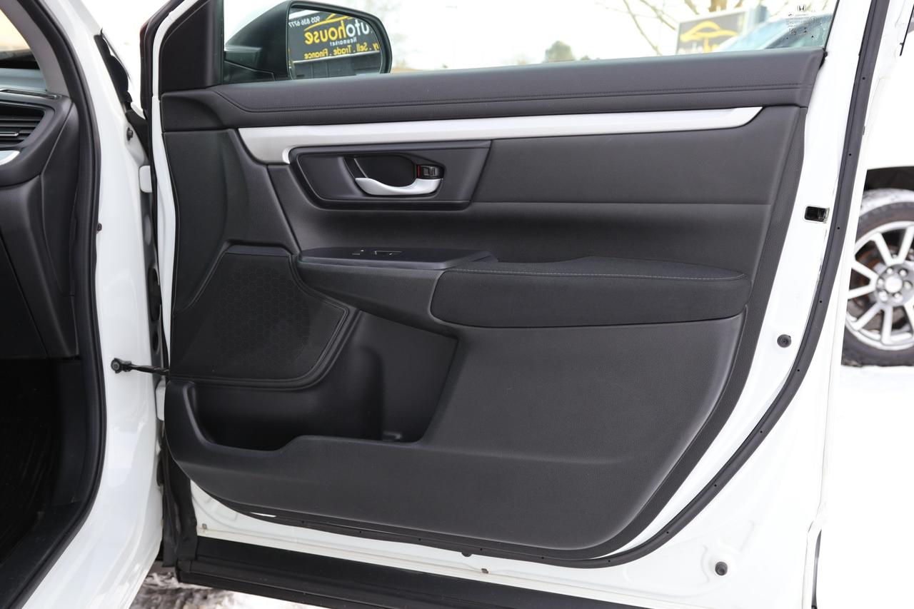 2018 Honda CR-V LX AWD-R STARTER/BACK UP CAM/HEATED SEATS/ BLUETOO Photo