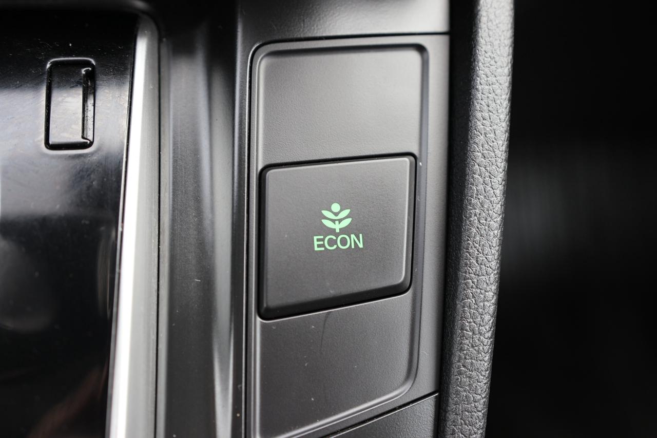 2018 Honda CR-V LX AWD-R STARTER/BACK UP CAM/HEATED SEATS/ BLUETOO Photo