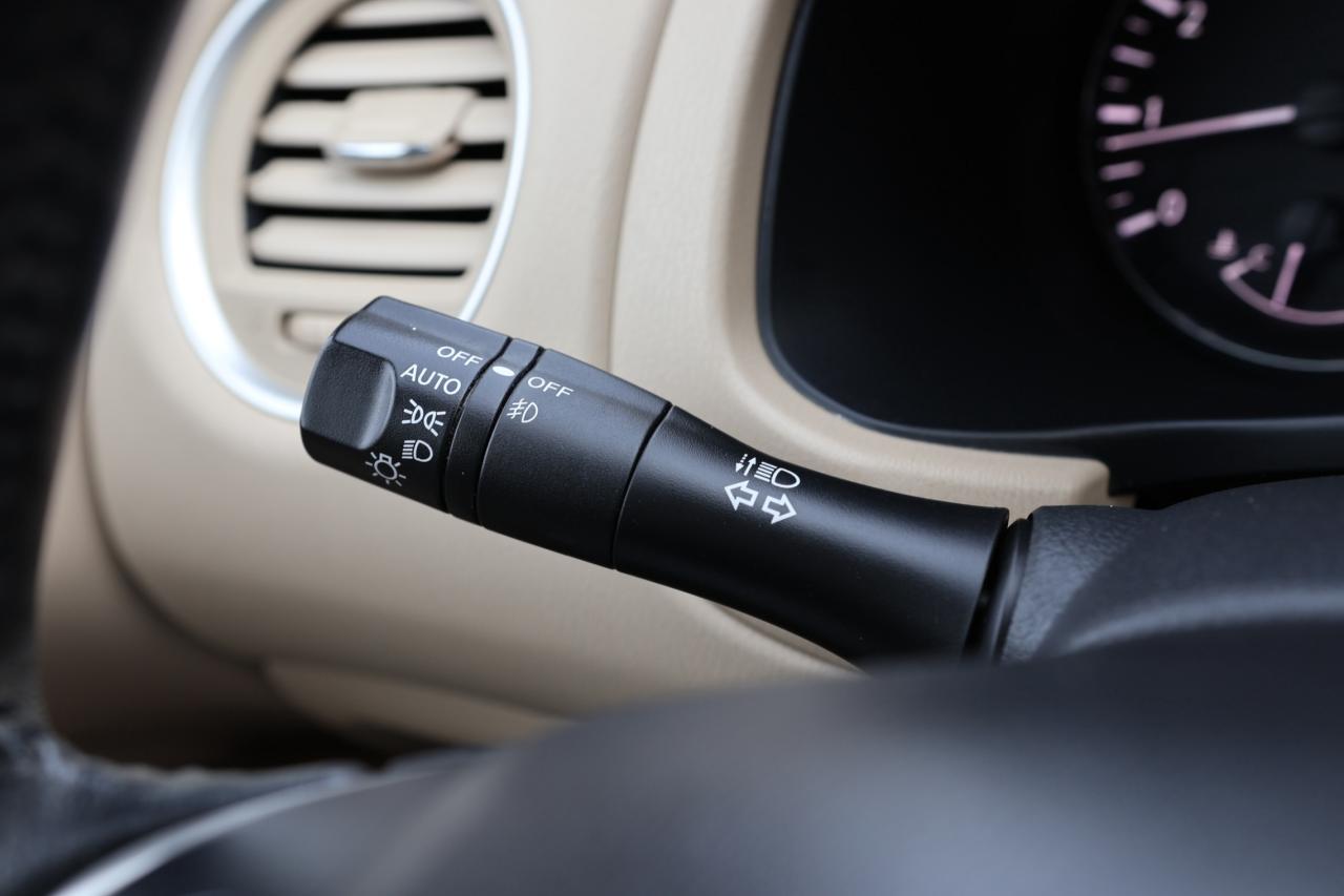 2018 Nissan Pathfinder SL-PREMIUM 4WD-7PASS-R STARTER/NAV/360 CAM/BLIS/KE Photo