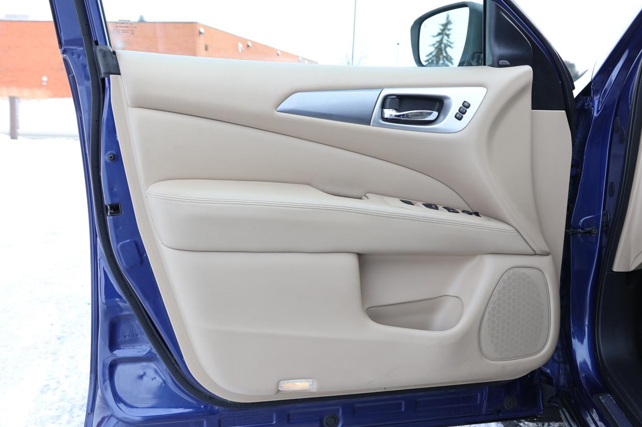 2018 Nissan Pathfinder SL-PREMIUM 4WD-7PASS-R STARTER/NAV/360 CAM/BLIS/KE Photo